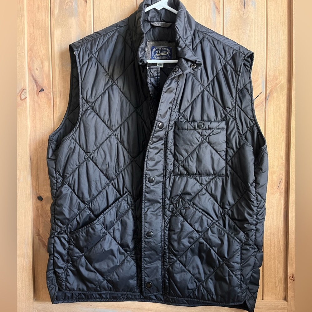 J Crew Quilted Black Men’s Vest - size Large
